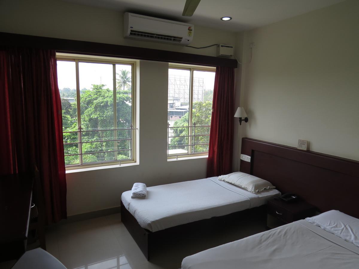 ホテルLals Residency Adur 部屋 写真